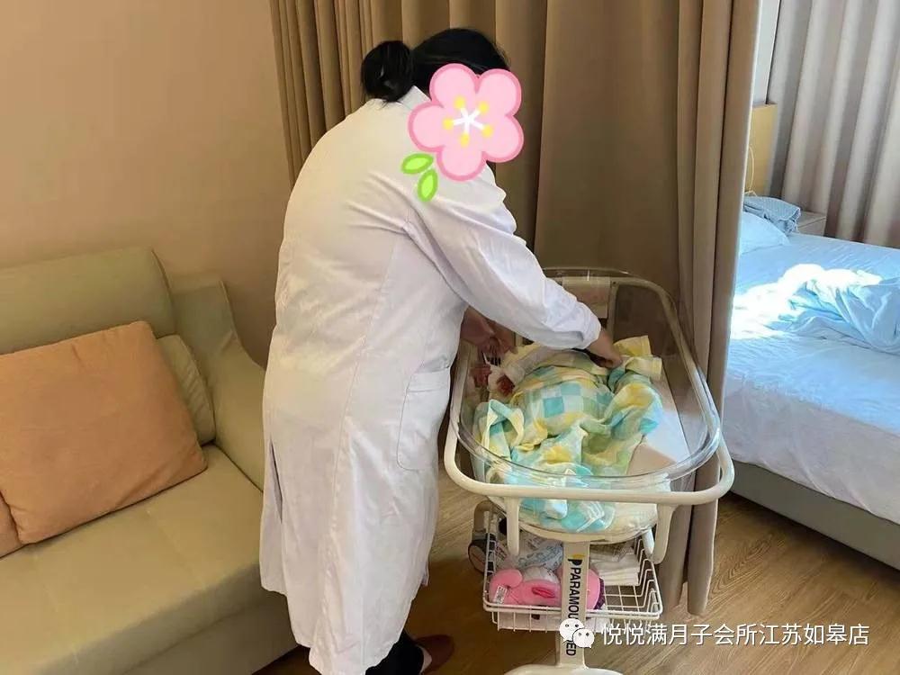 如皋悅悅滿-24小時(shí)1對(duì)1,母嬰專業(yè)護(hù)理